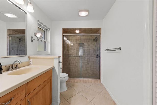 7810 Deni DR, North Fort Myers, FL 33917