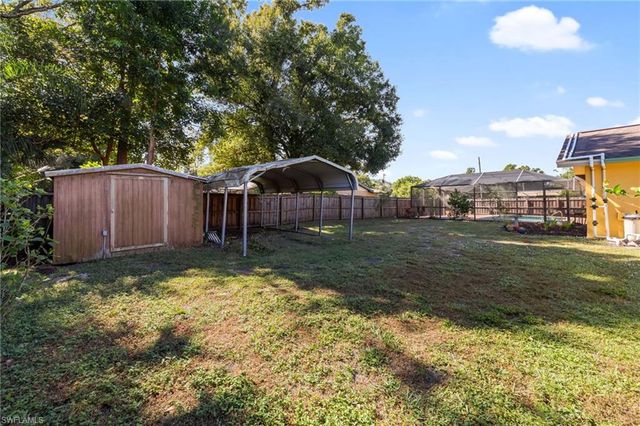 7810 Deni DR, North Fort Myers, FL 33917