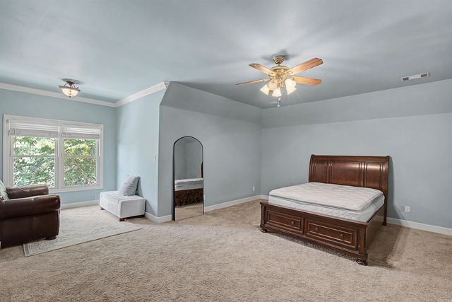 13 Somersett Dr, Roland, AR 72135