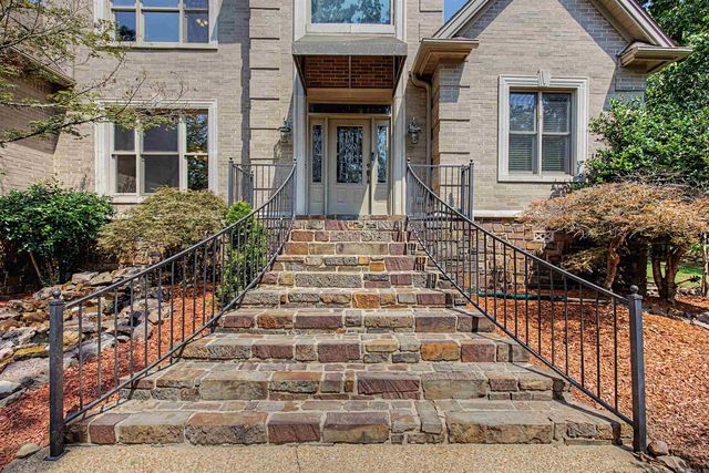 13 Somersett Dr, Roland, AR 72135