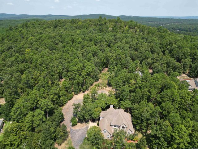 13 Somersett Dr, Roland, AR 72135