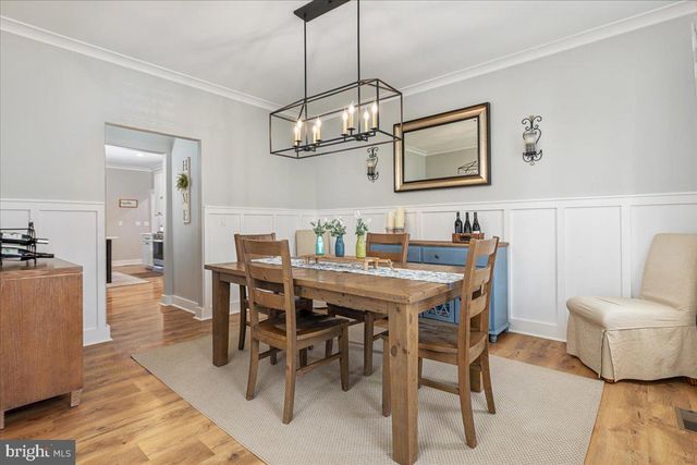 10 CARDINAL CREST DR, Fredericksburg, VA 22406