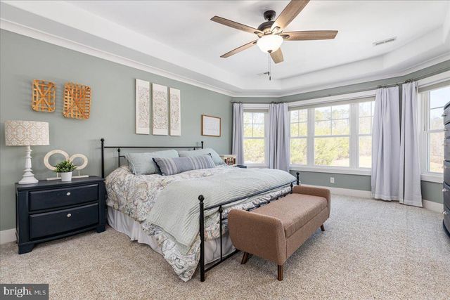 10 CARDINAL CREST DR, Fredericksburg, VA 22406