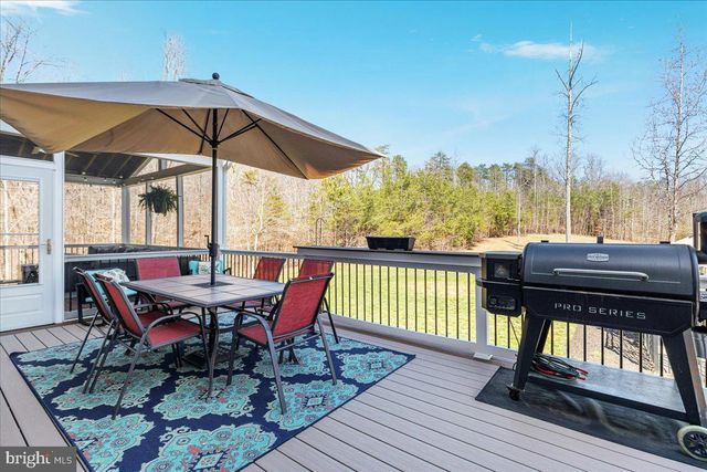 10 CARDINAL CREST DR, Fredericksburg, VA 22406