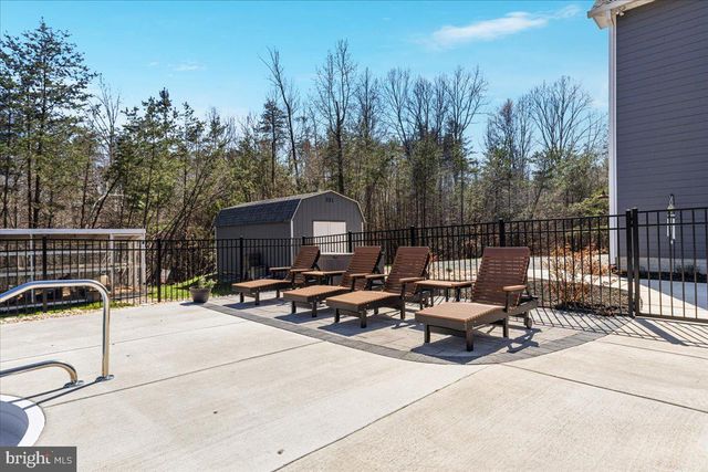 10 CARDINAL CREST DR, Fredericksburg, VA 22406