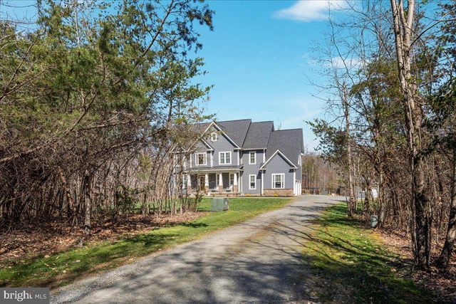 10 CARDINAL CREST DR, Fredericksburg, VA 22406