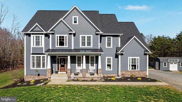 10 CARDINAL CREST DR, Fredericksburg, VA 22406