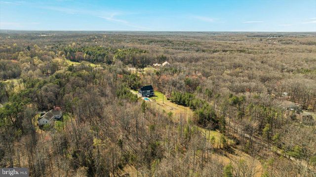 10 CARDINAL CREST DR, Fredericksburg, VA 22406