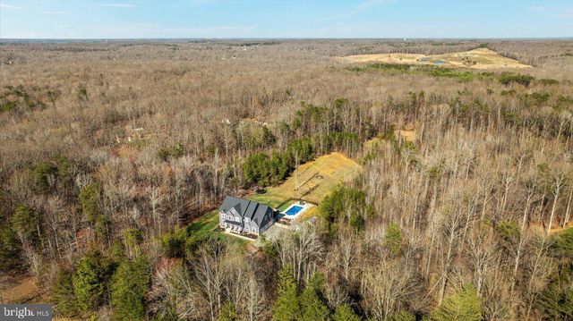 10 CARDINAL CREST DR, Fredericksburg, VA 22406