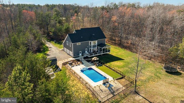 10 CARDINAL CREST DR, Fredericksburg, VA 22406