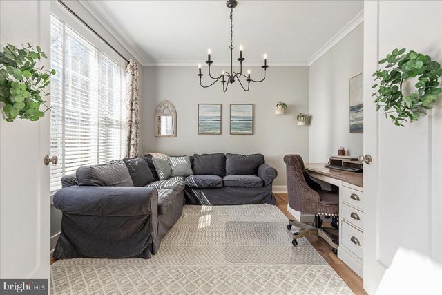 10 CARDINAL CREST DR, Fredericksburg, VA 22406