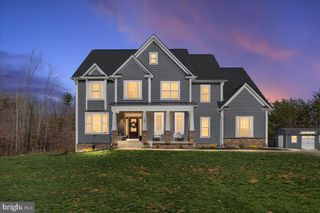 10 CARDINAL CREST DR, Fredericksburg, VA 22406