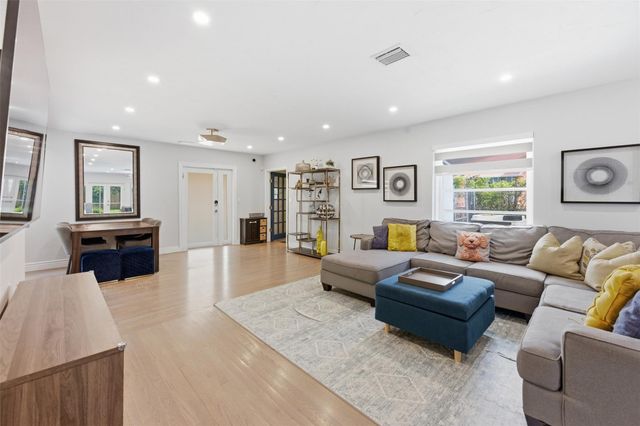 608 SW 13th Street, Fort Lauderdale, FL 33315