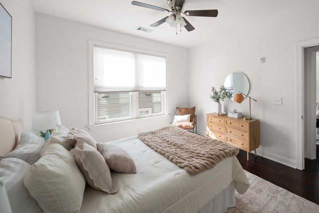 21 George Street 203, Charleston, SC 29401