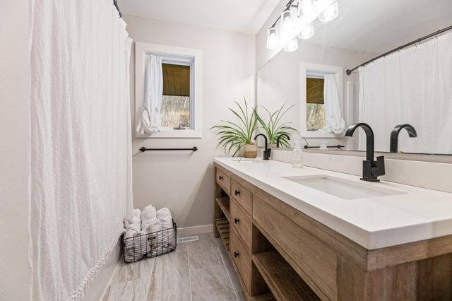 41084 Big Trout Lane, Winona, MN 55987