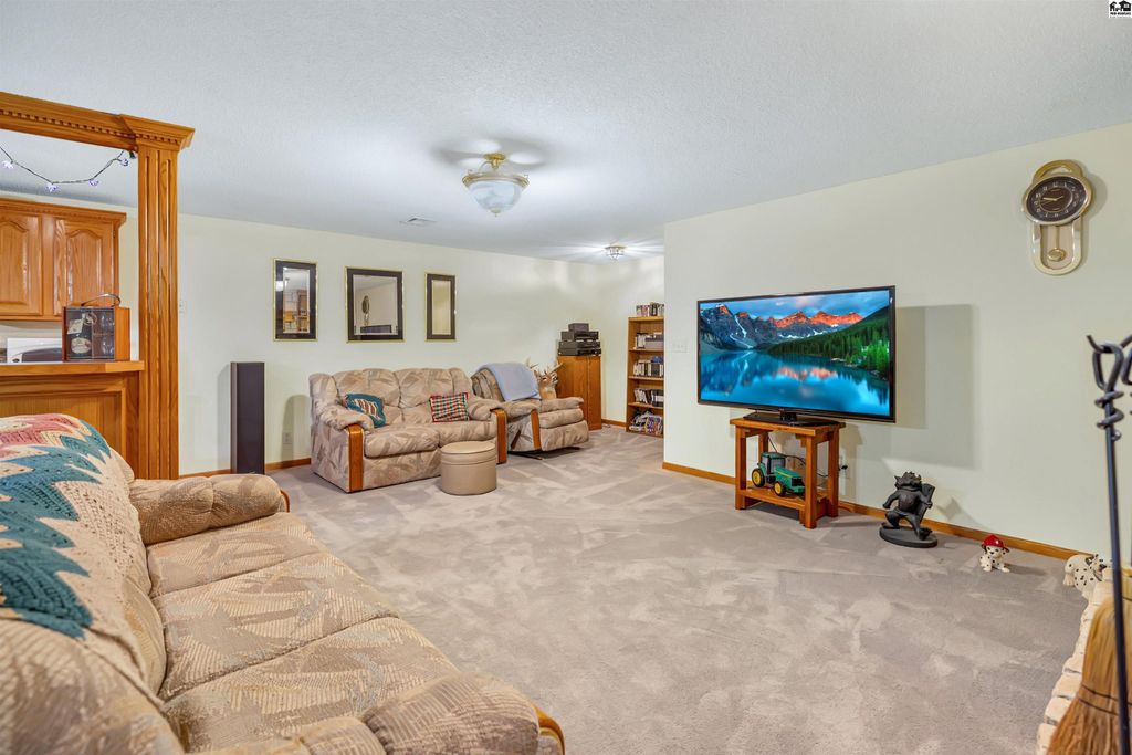 19447 SW Meadowlark Rd