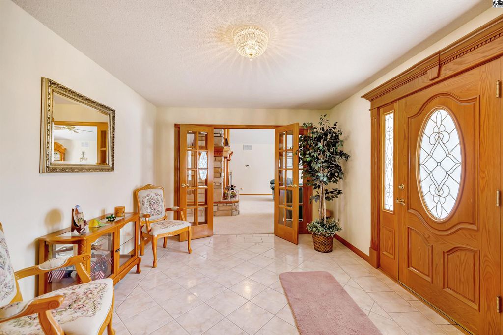 19447 SW Meadowlark Rd