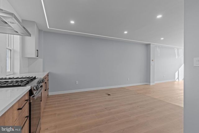 3586 DOWS RD, Philadelphia, PA 19154