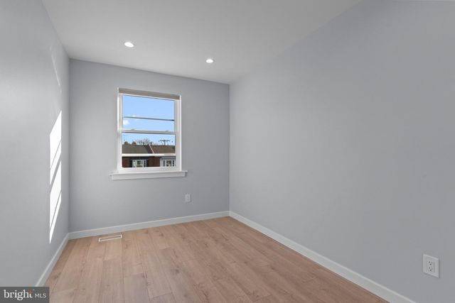 3586 DOWS RD, Philadelphia, PA 19154