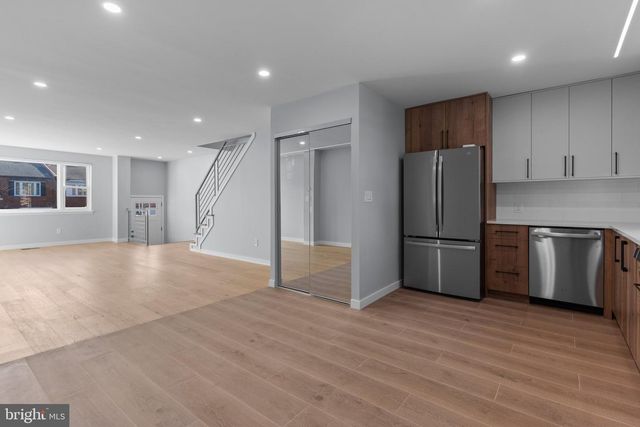 3586 DOWS RD, Philadelphia, PA 19154