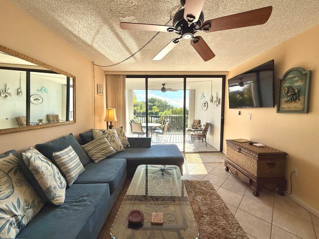 104350 Overseas Hwy Apt B403 Slip 11, Key Largo, FL 33037