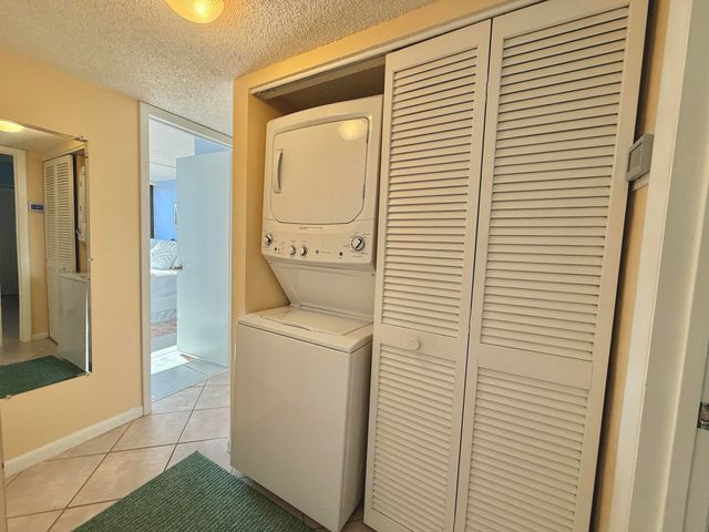 104350 Overseas Hwy Apt B403 Slip 11, Key Largo, FL 33037