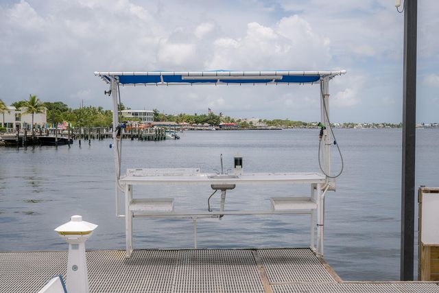 104350 Overseas Hwy Apt B403 Slip 11, Key Largo, FL 33037