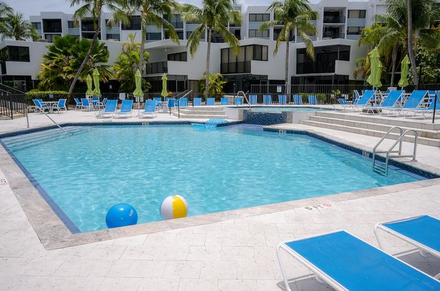 104350 Overseas Hwy Apt B403 Slip 11, Key Largo, FL 33037