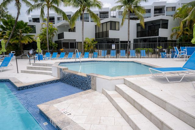 104350 Overseas Hwy Apt B403 Slip 11, Key Largo, FL 33037