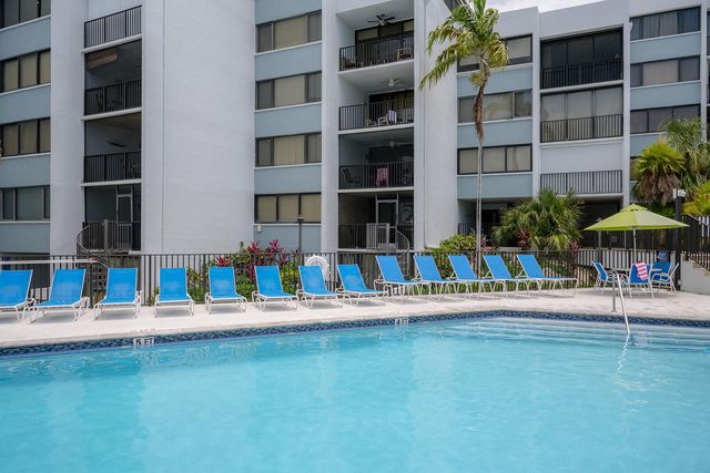 104350 Overseas Hwy Apt B403 Slip 11, Key Largo, FL 33037