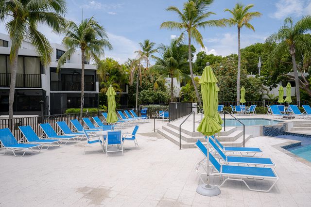 104350 Overseas Hwy Apt B403 Slip 11, Key Largo, FL 33037