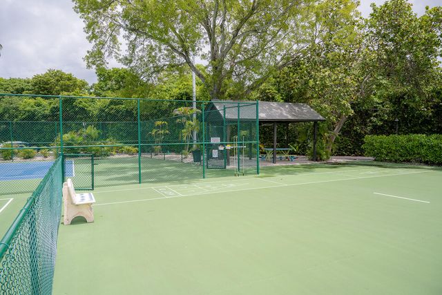 104350 Overseas Hwy Apt B403 Slip 11, Key Largo, FL 33037