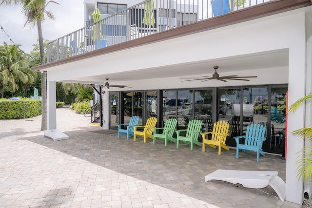 104350 Overseas Hwy Apt B403 Slip 11, Key Largo, FL 33037