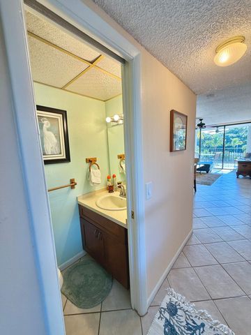 104350 Overseas Hwy Apt B403 Slip 11, Key Largo, FL 33037