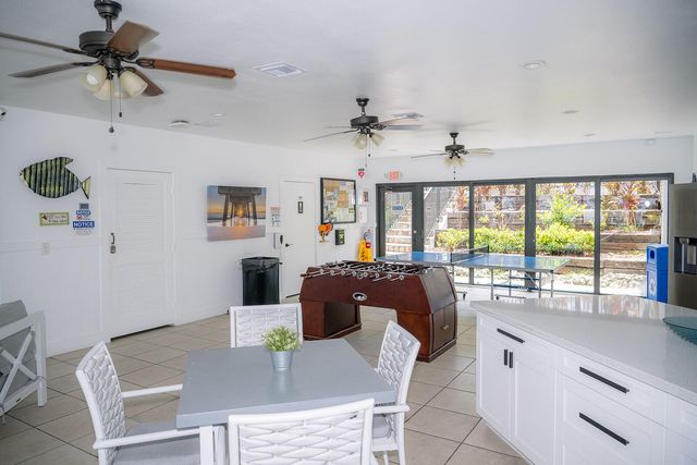 104350 Overseas Hwy Apt B403 Slip 11, Key Largo, FL 33037