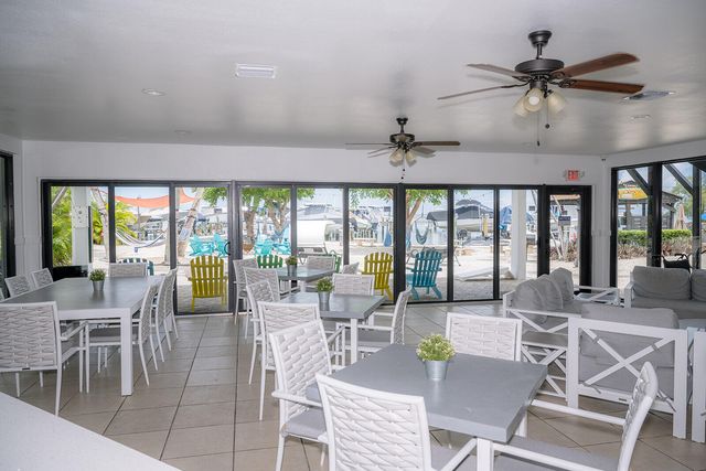 104350 Overseas Hwy Apt B403 Slip 11, Key Largo, FL 33037