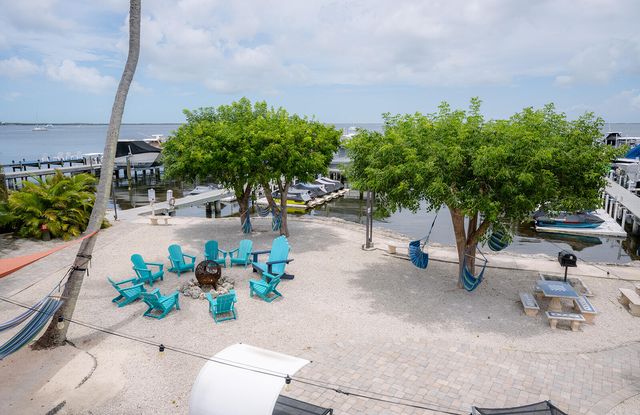 104350 Overseas Hwy Apt B403 Slip 11, Key Largo, FL 33037