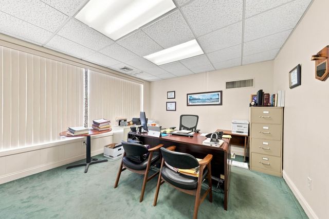 1467 S Main St, Fall River, MA 02724