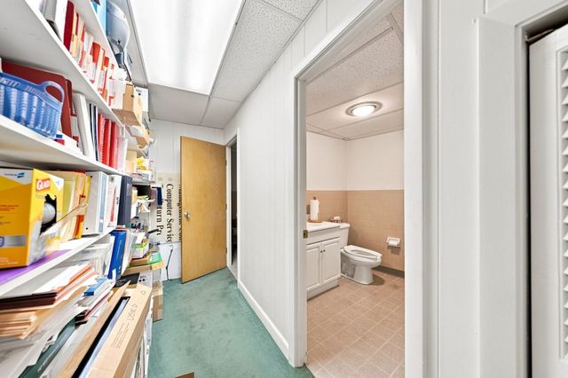 1467 S Main St, Fall River, MA 02724