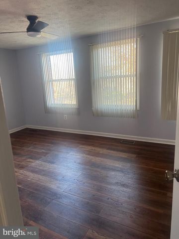 19426 BREEZEDALE LN, Germantown, MD 20876