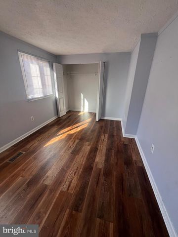 19426 BREEZEDALE LN, Germantown, MD 20876