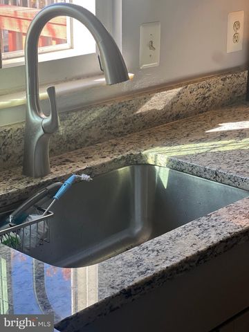 19426 BREEZEDALE LN, Germantown, MD 20876