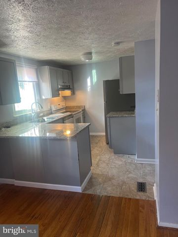 19426 BREEZEDALE LN, Germantown, MD 20876