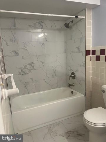 19426 BREEZEDALE LN, Germantown, MD 20876