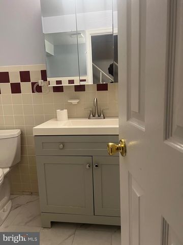 19426 BREEZEDALE LN, Germantown, MD 20876