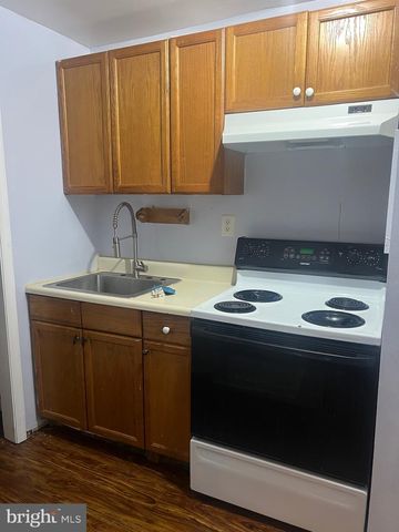 19426 BREEZEDALE LN, Germantown, MD 20876