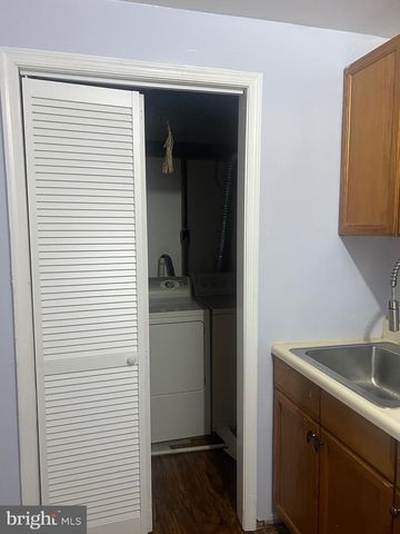 19426 BREEZEDALE LN, Germantown, MD 20876