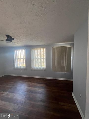 19426 BREEZEDALE LN, Germantown, MD 20876