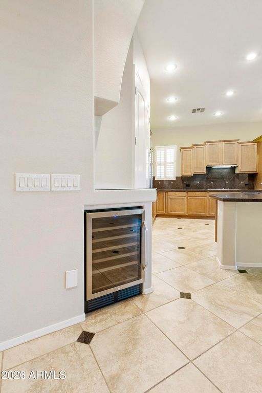 Image 11 of property listing at 4460 E Carob Drive, Gilbert, AZ 85298