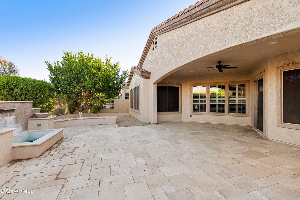 Image 22 of property listing at 4460 E Carob Drive, Gilbert, AZ 85298